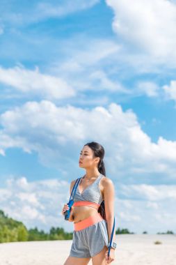 sporcumuz ile ip atlama