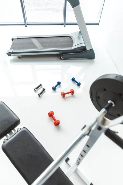 Dumbbells in gym — Stock Photo, Image