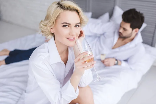 Young Woman Shirt Drinking Champagne Looking Camera While Sitting Boyfriend — Stock Photo, Image