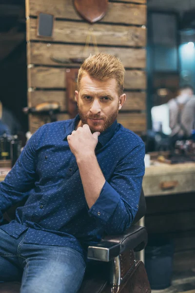 Handsome man with fashionable hairstyle — Stock Photo