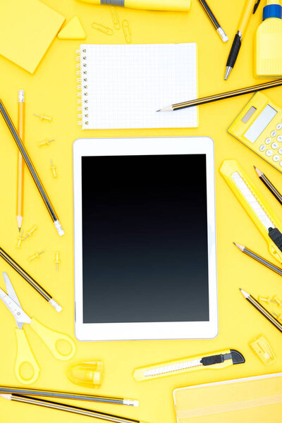 Organized office supplies 