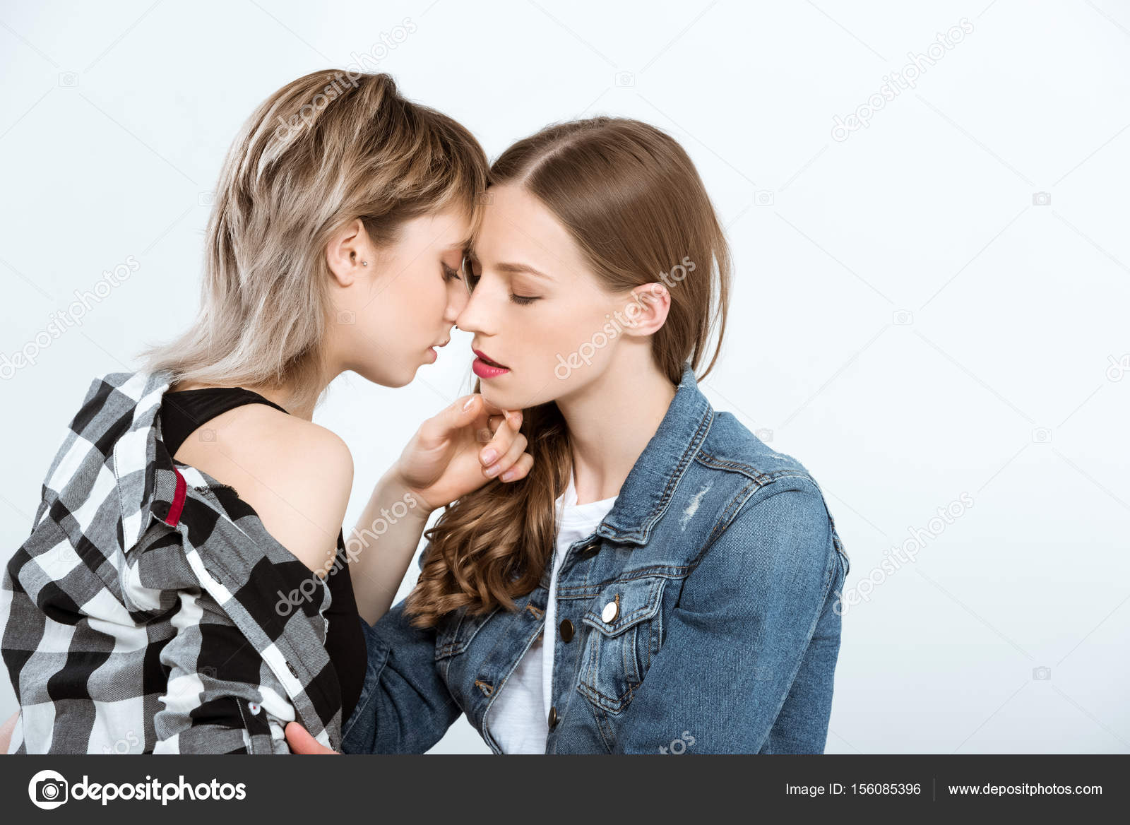 Beautiful Lesbian Teens