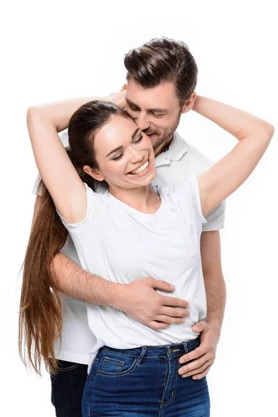 Jovem casal abraçando — Fotografia de Stock