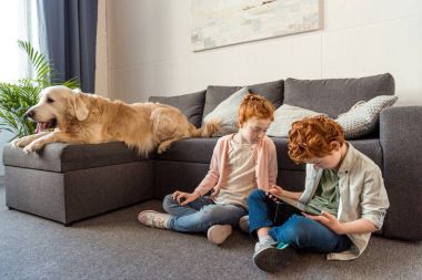 çocuklar tablet kullanma