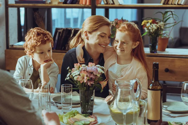 Happy mother and kids — Stock Photo, Image