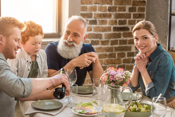 Family having dinner at home — Stock Photo, Image