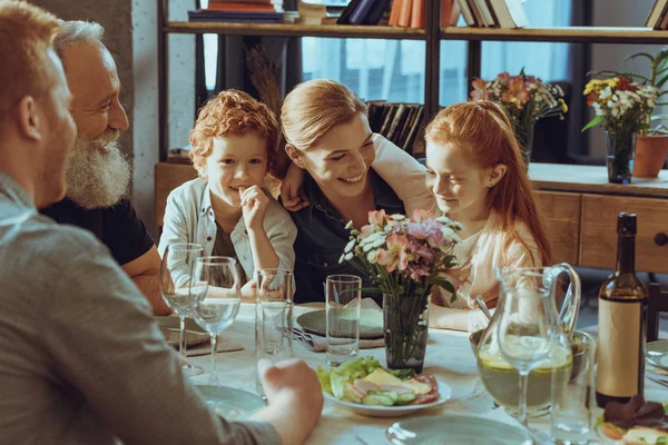 Happy multigeneration family — Stock Photo