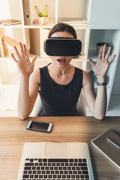 Lunettes de réalité virtuelle — Photo de stock