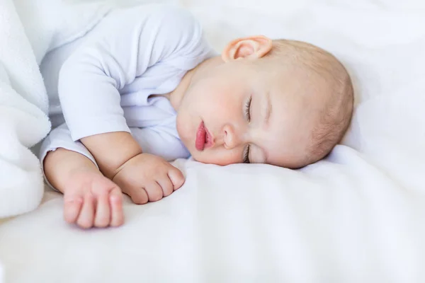 Baby boy sleeping — Stock Photo, Image