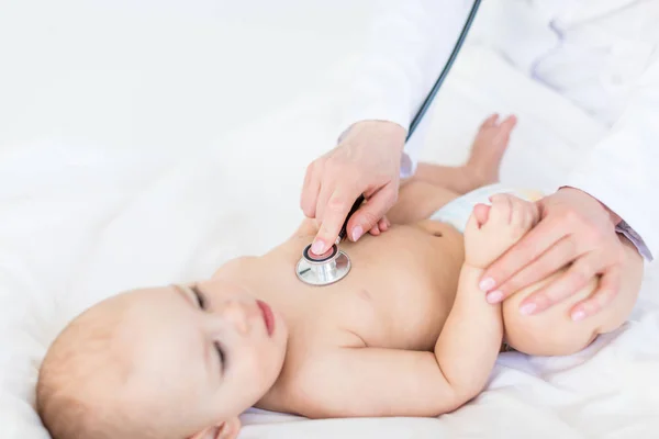 Baby boy with stethoscope — Stock Photo, Image