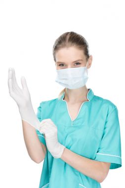 Medikal Ürünler üzerinde koyarak cerrah