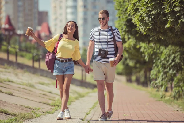 çok ırklı kaç şehirde yürüyüş