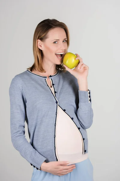 Portret kobiety w ciąży — Darmowe zdjęcie stockowe