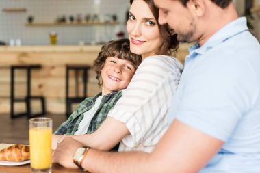 aile
