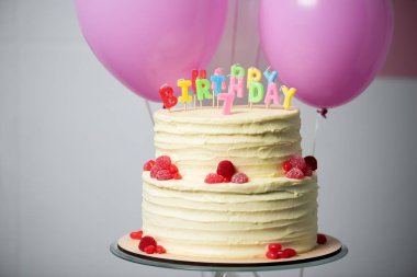 doğum günü pastası 7 numara ile 