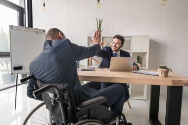Afrika kökenli Amerikalı işadamları Office 