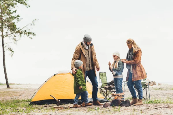 Viaje de camping — Foto de Stock