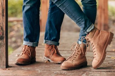 couple in autumn shoes clipart