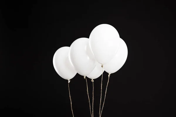 Комплект белых воздушных шаров — стоковое фото