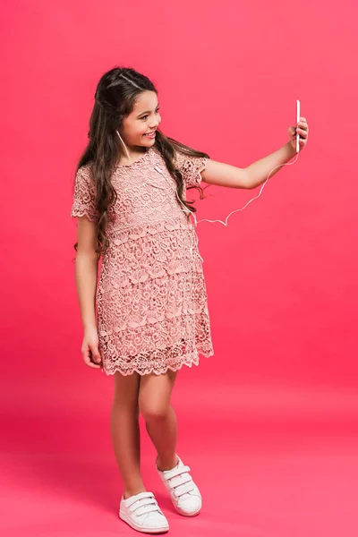 Kind macht Selfie — Stockfoto
