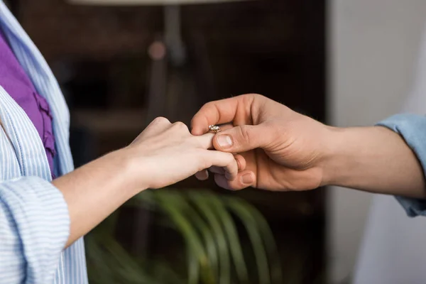 Cropped Image Boyfriend Proposing Girlfriend Wearing Engagement Ring — Stock Photo, Image