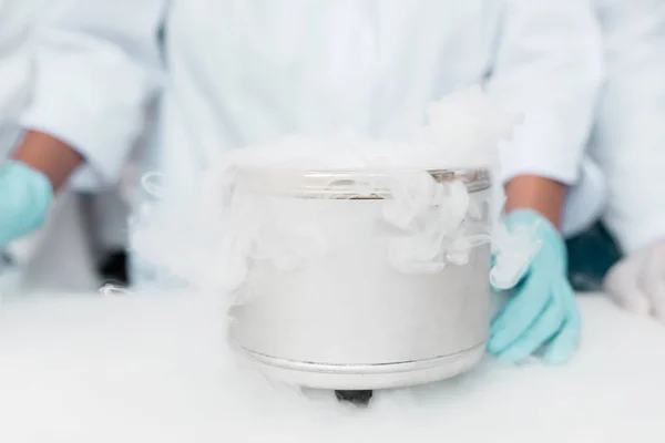 Scientist making experiment — Stock Photo