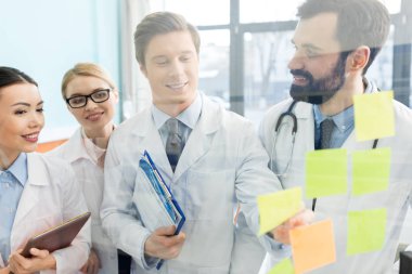 Doktorların çalışma toplantısı