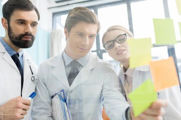 Doctors having work meeting — Stock Photo