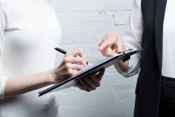 Business people discussing work — Stock Photo