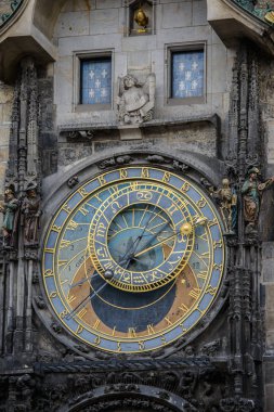 Prag Orloj Astronomik Saat'in town hall tower ile ilgili