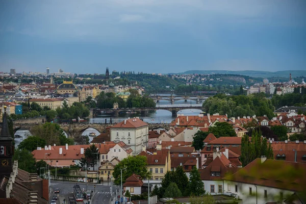 Belle vue sur Prague Ponts sur la rivière — Photo