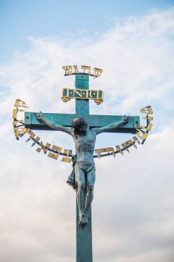 Dua eden şövalye veya Kral mermer antik kısma
