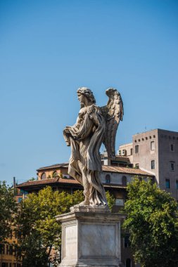 İtalya, Roma 'daki Castel Sant Angelo' dan melek heykeli..