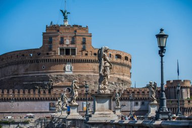 Rome, İtalya - 7 Ağustos 2017 - melek heykeli Castel Sant Angelo Roma, İtalya.