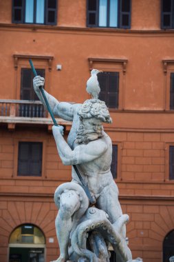 Moor çeşme bir yaz aylarında Navona Meydanı Roma, İtalya