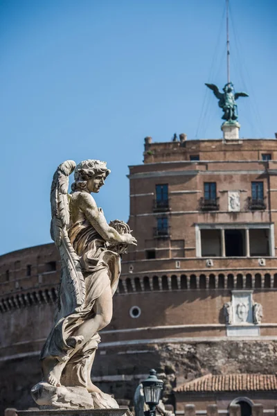 Estátua de Anjo de Castel Sant Angelo em Roma, Itália . — Fotografia de Stock