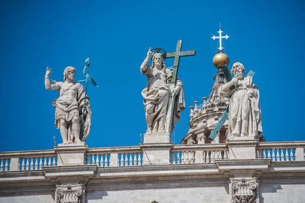 Heykeller Saint Peter's Bazilikası Vatikan, Roma üst