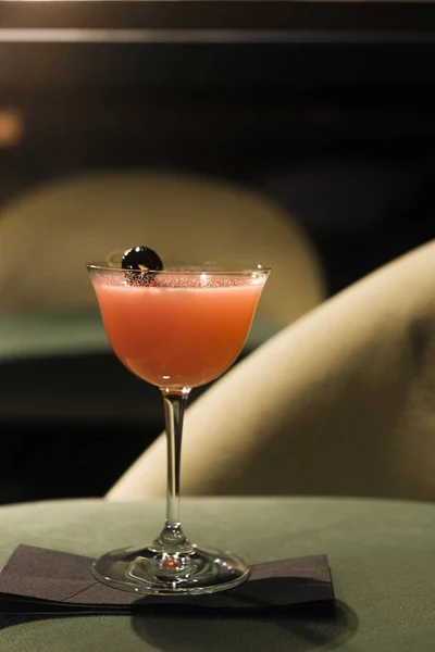 Närbild Färsk Välsmakande Cocktail Glas Dryckeskoncept — Stockfoto