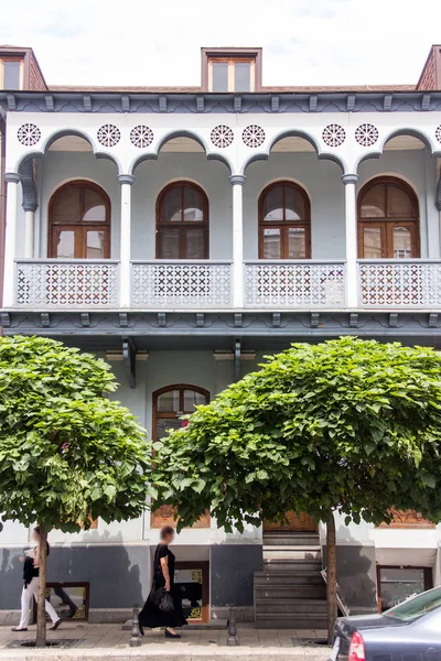 Edifício gótico em Tbilisi Fotos De Bancos De Imagens