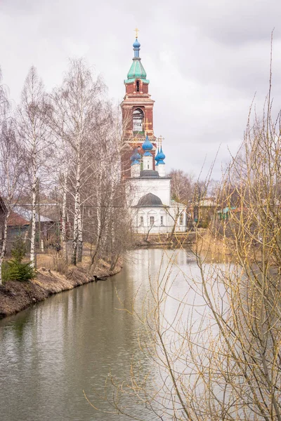 Levitan nyanser av ryska dåligt väder Yuryev-polsky, Ryssland — Stockfoto