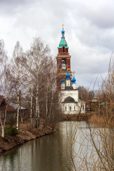 Iljics Levitan árnyalatú orosz rossz időjárás Yuryev polsky, Oroszország — Stock Fotó