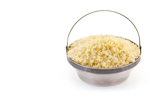 Arroz em uma tigela em um fundo branco — Fotografia de Stock