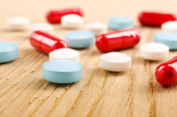 Multicolored Capsules and Pills — Stock Photo, Image