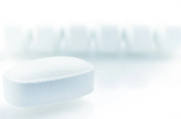 Weiße Medizin Antibiotika-Pillen — Stockfoto