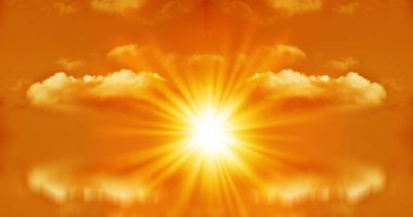 Denizin Üzerinde Kızıl Gün Batımı