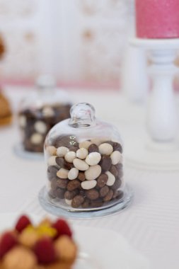 tatlı tatlılar kek çilek ve meyve büfesi