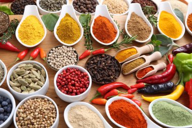 baharatlar ve otlar.