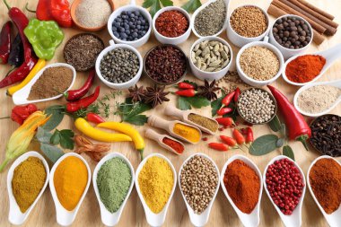 baharatlar ve otlar.