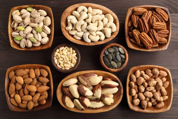 Kuruyemiş çeşitleri.