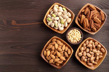 Kuruyemiş çeşitleri.